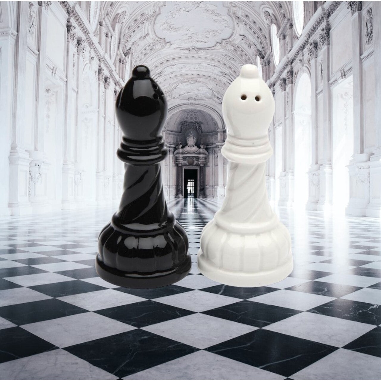 Black and White Bishop Chess Pieces Salt and Pepper Shakers Ornament for Kitchen